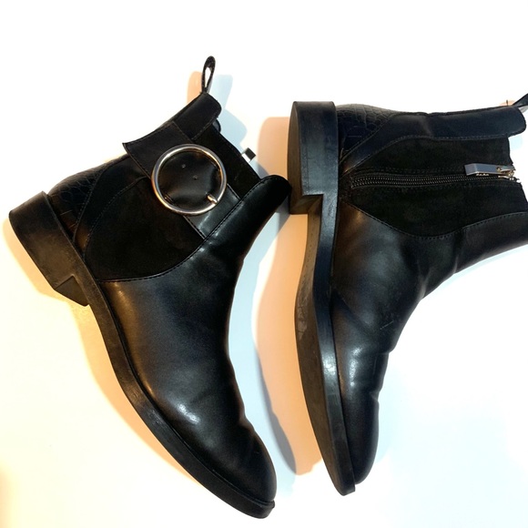 Zara Shoes - Zara ankle boots with silver buckle black size 7